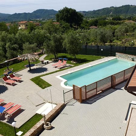 La Fonda Casa Vacanze-Appartamenti Con Piscina Санто Стефано ди Магра Екстериор снимка
