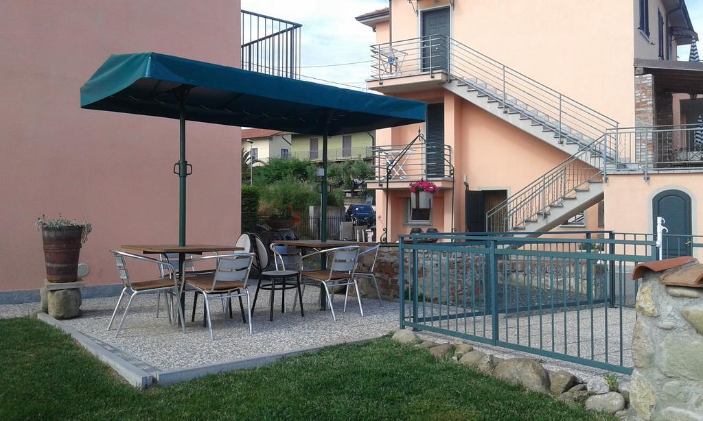 La Fonda Casa Vacanze-Appartamenti Con Piscina Санто Стефано ди Магра Екстериор снимка